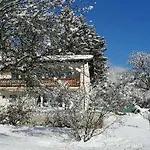 Four Seasons 