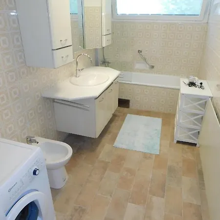 Apartment Four Seasons 